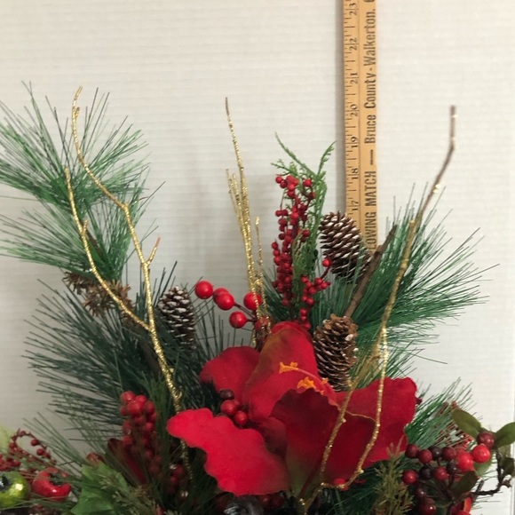 Handmade Holiday Arrangement - Picture 8 of 14